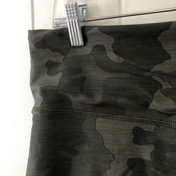 prAna Layna Shorts Sage Camo X-Large - Picture 7 of 13